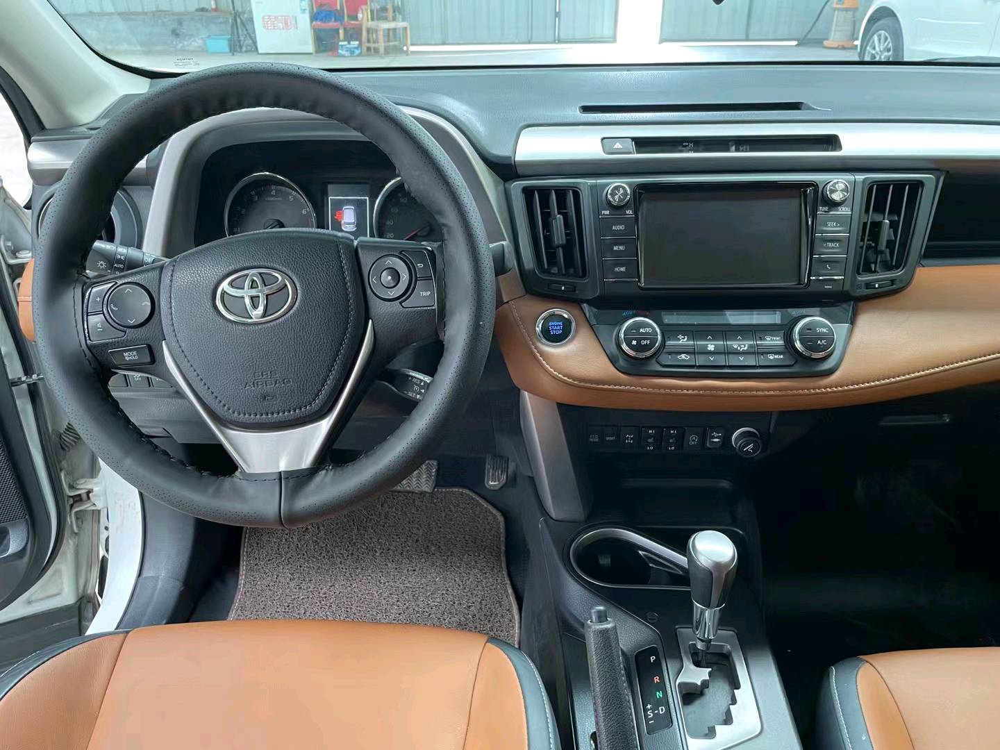 济南16年丰田RAV4荣放6