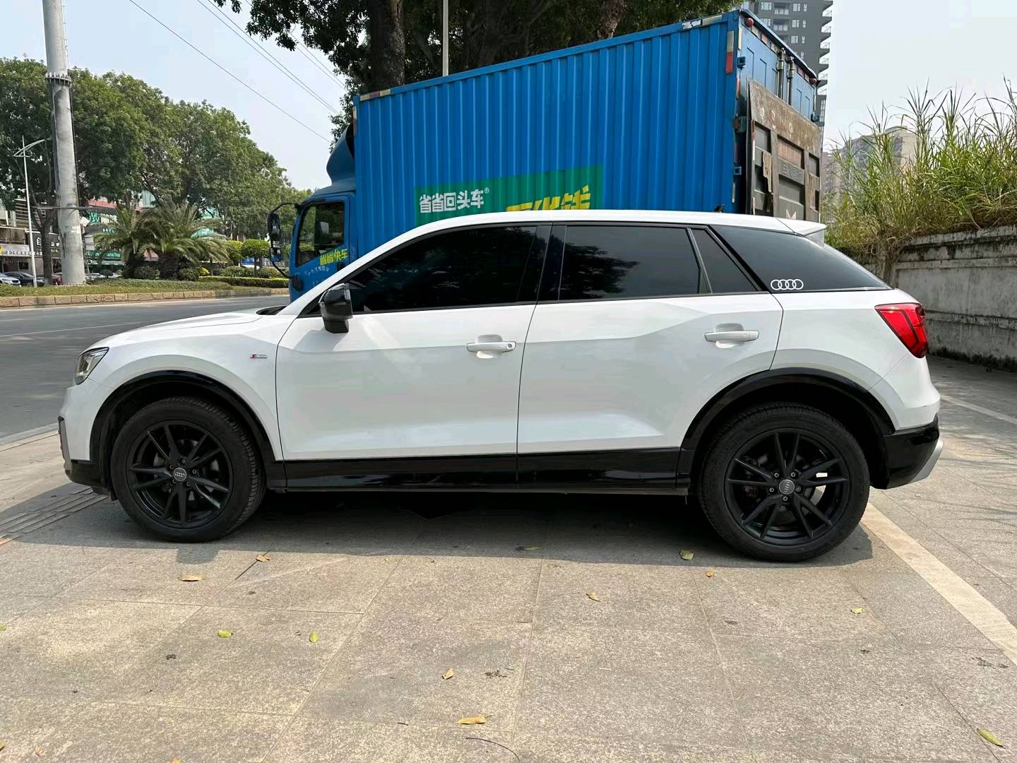 东莞21年奥迪Q29