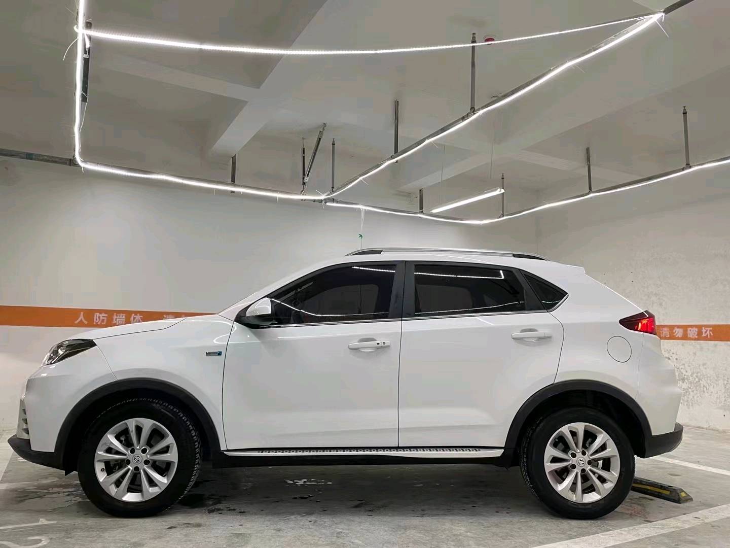 成都19年名爵锐腾3