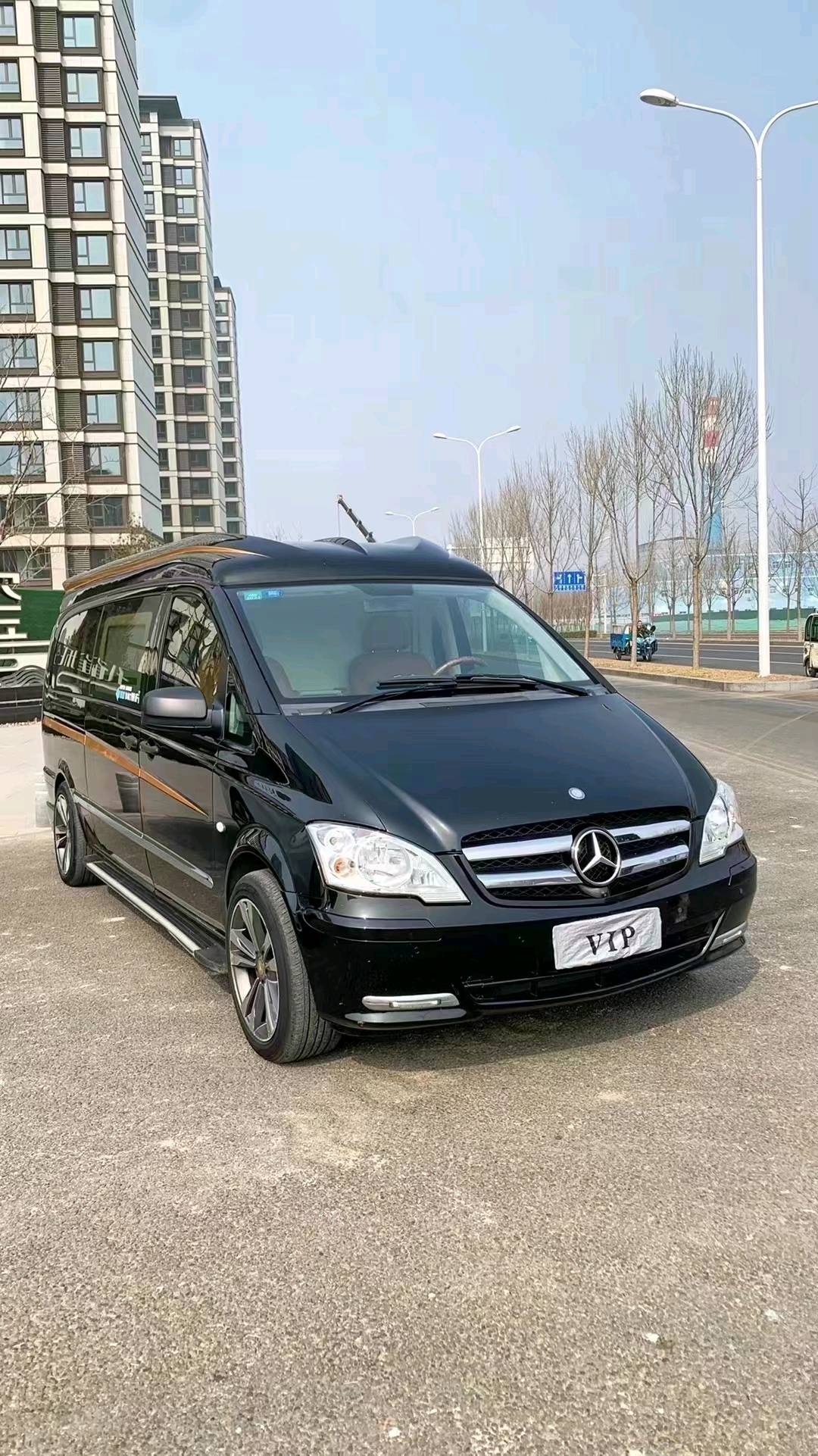 廊坊15年奔驰威霆3