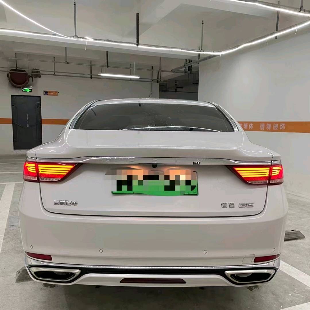 成都20年吉利博越4