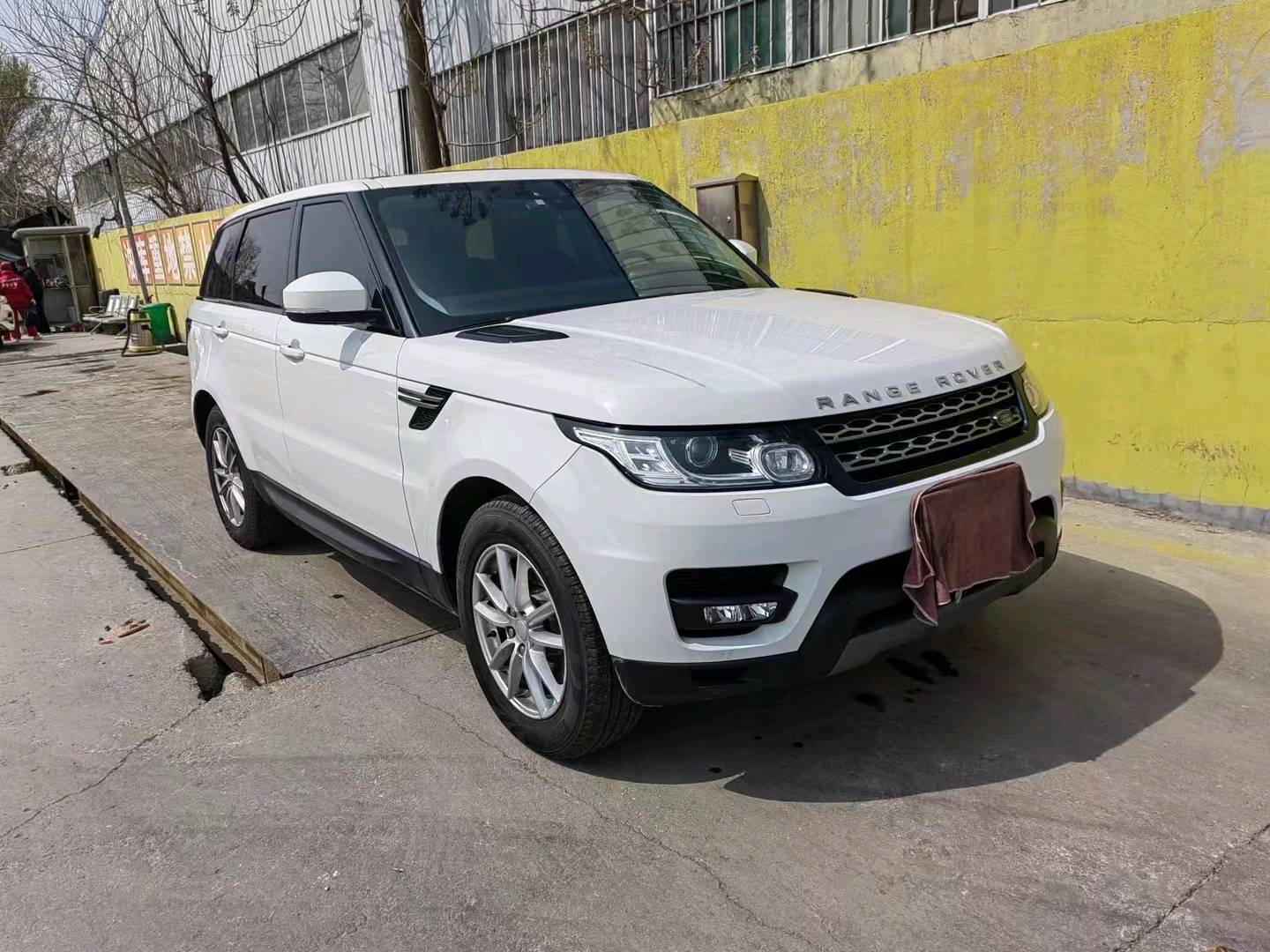 枣庄17年路虎揽胜运动2