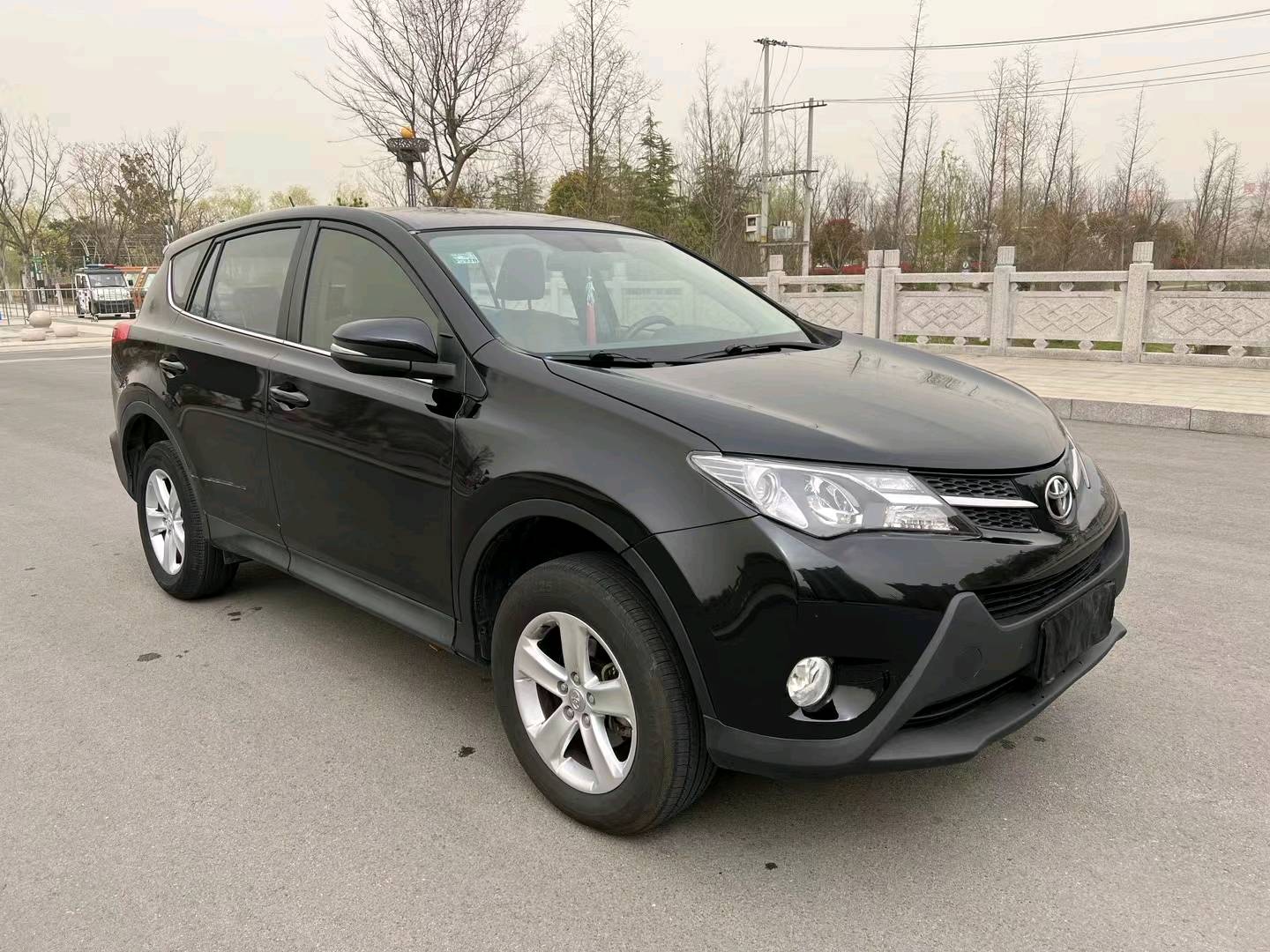 徐州14年丰田RAV43