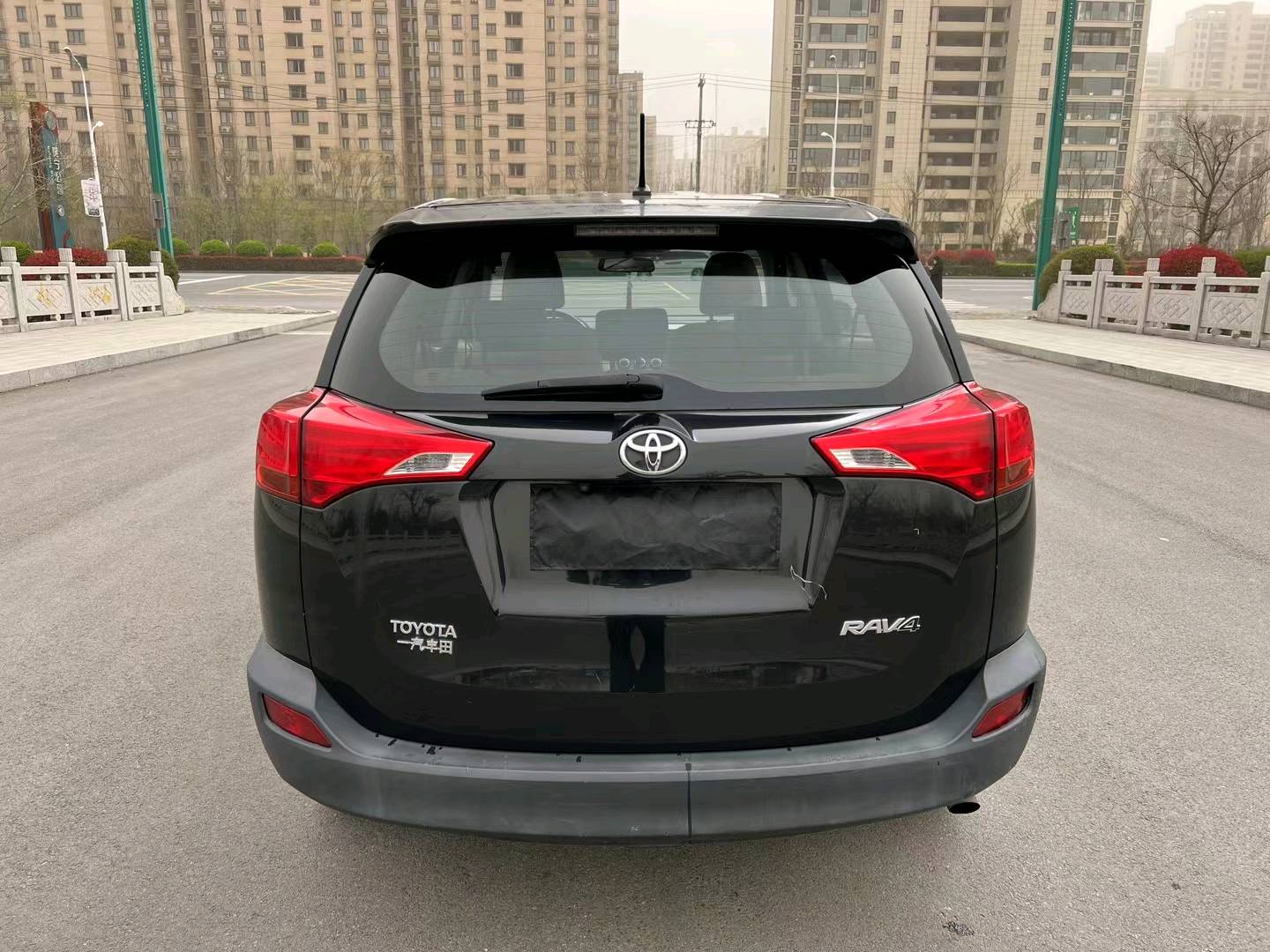 徐州14年丰田RAV46