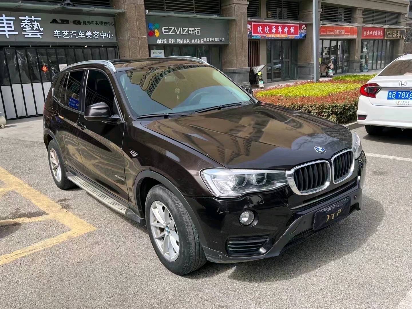 济宁17年宝马X38