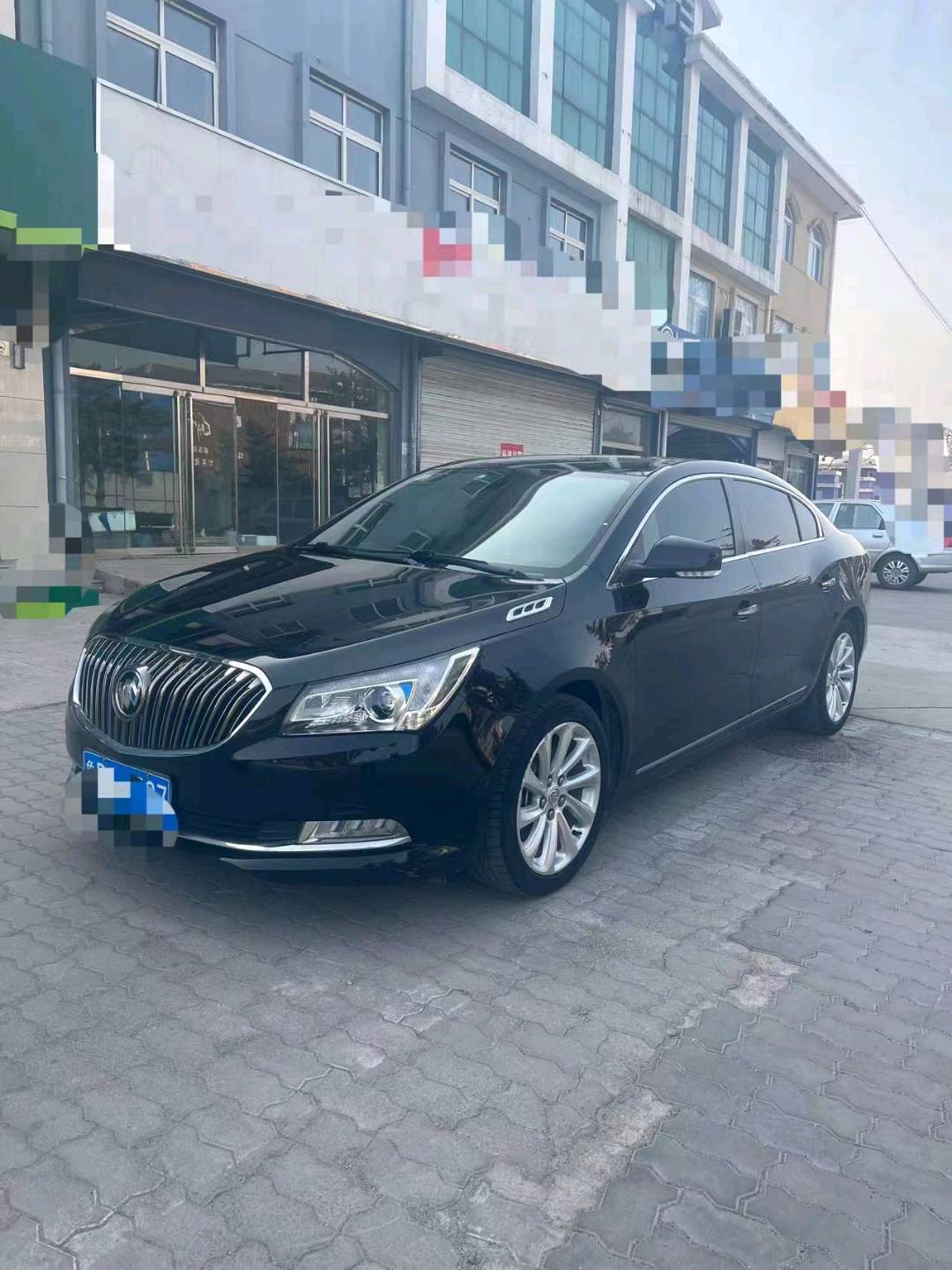 邯郸15年别克君越9