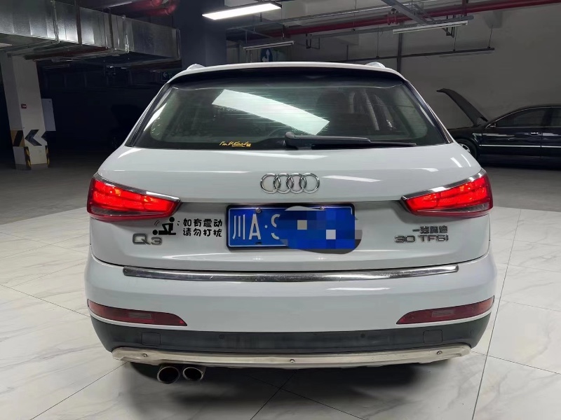 成都14年奥迪Q33