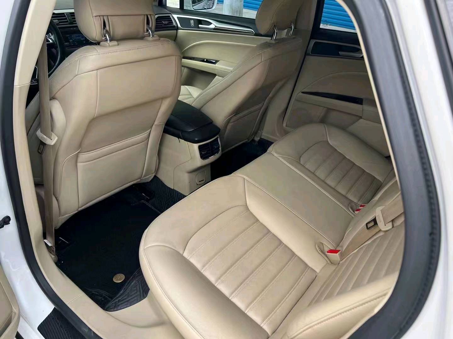 济南14年福特蒙迪欧4