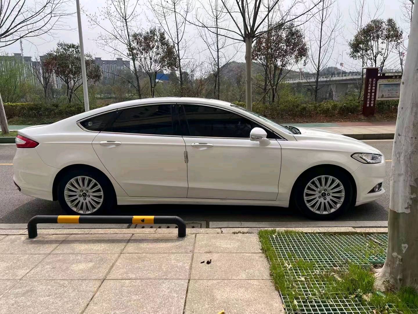 济南14年福特蒙迪欧9