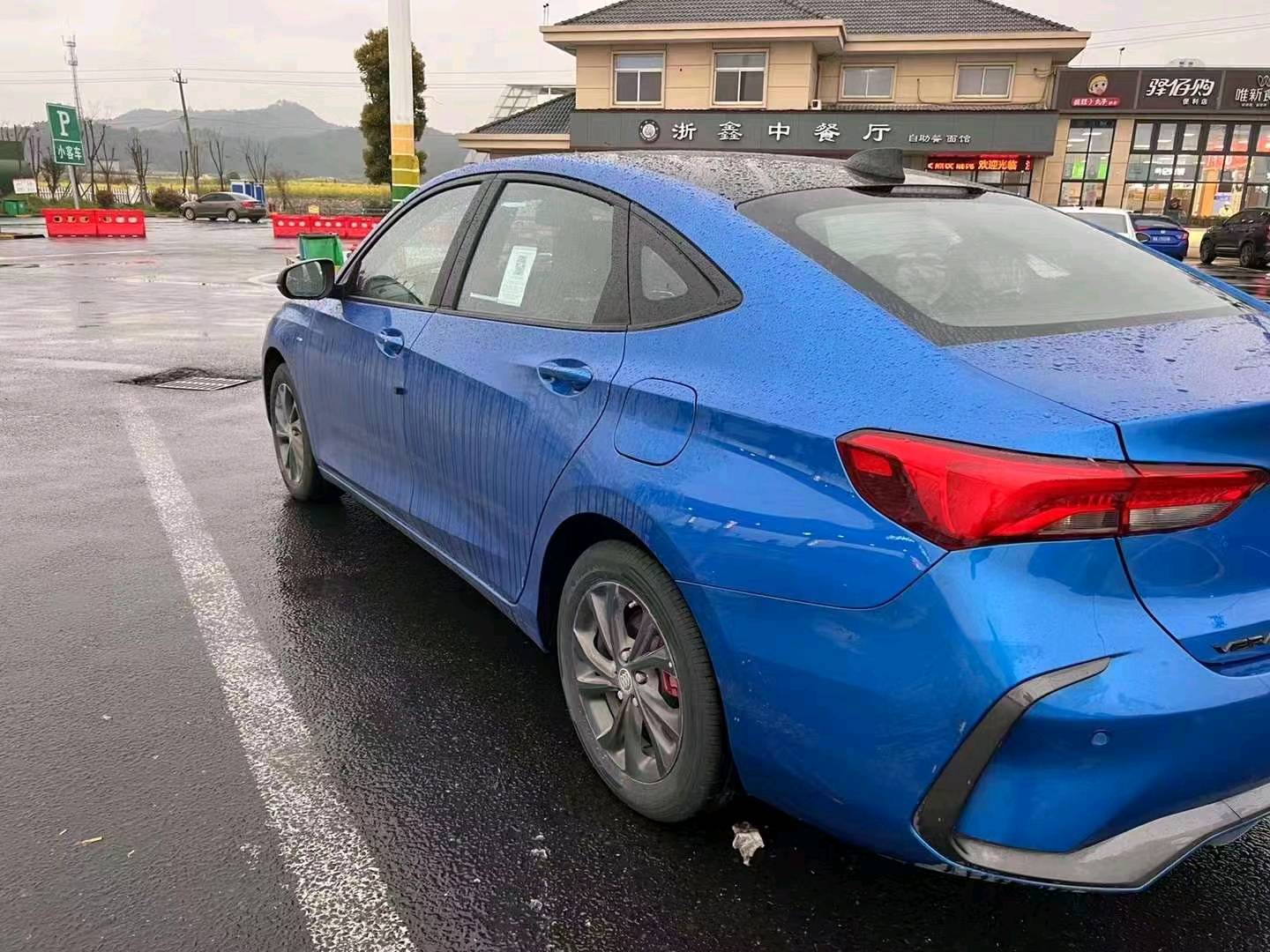 重庆23年别克威朗6