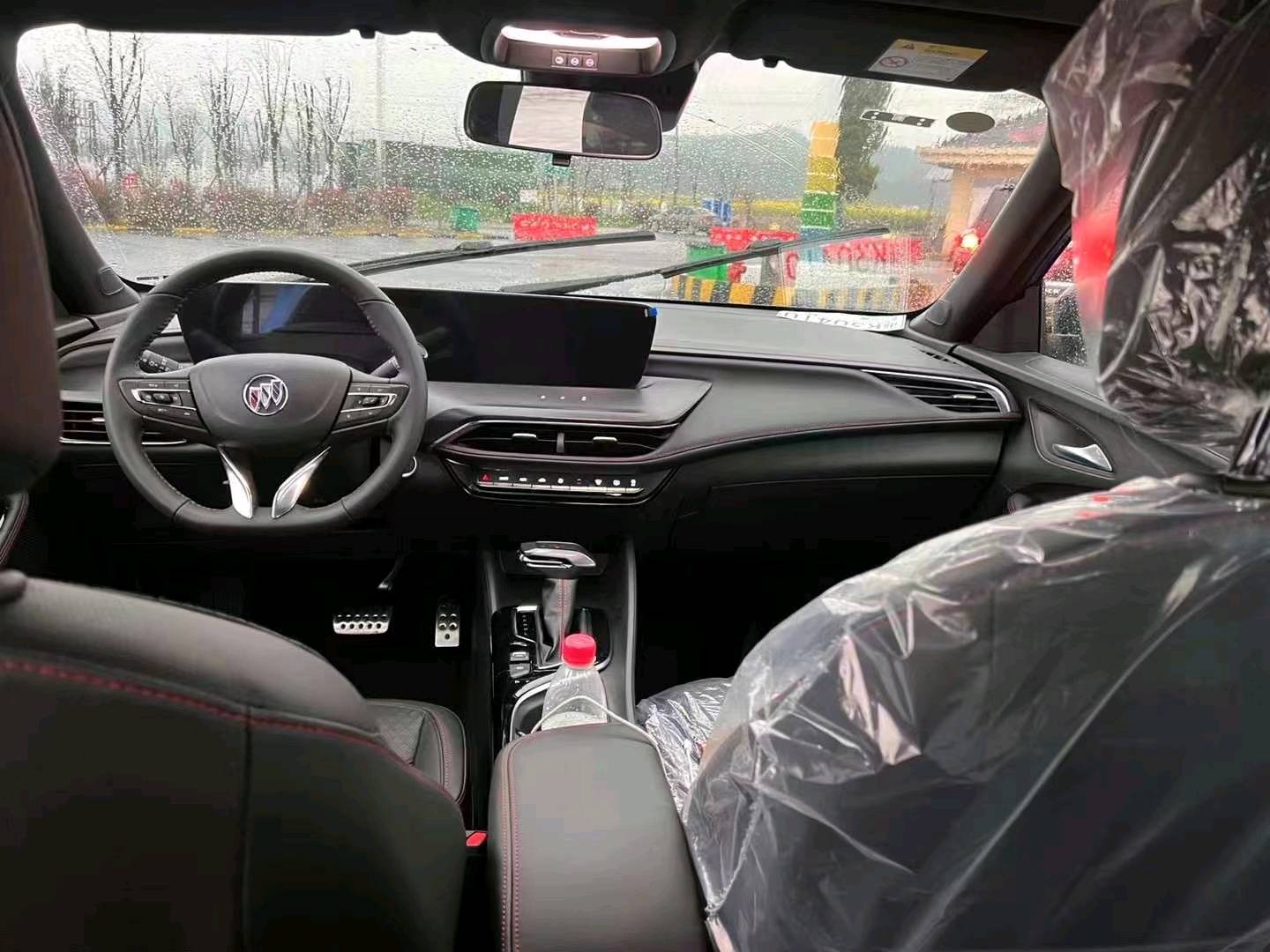 重庆23年别克威朗7