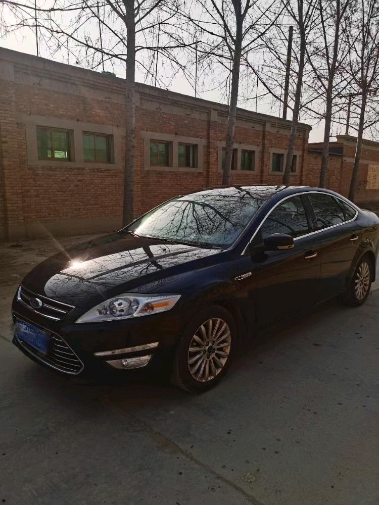 保定15年福特蒙迪欧-致胜3