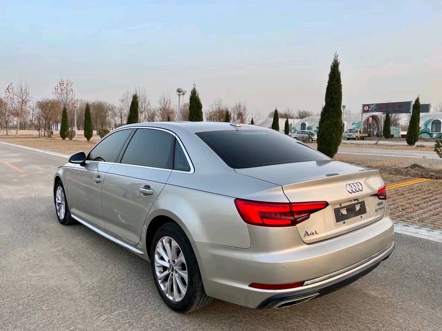 济南20年奥迪A4L4