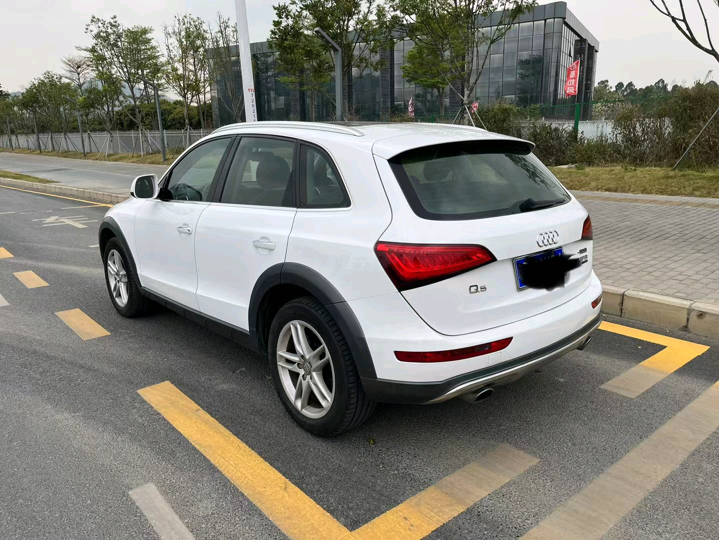 广州18年奥迪Q57
