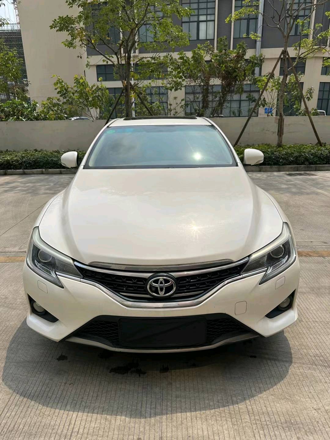 佛山15年丰田锐志1