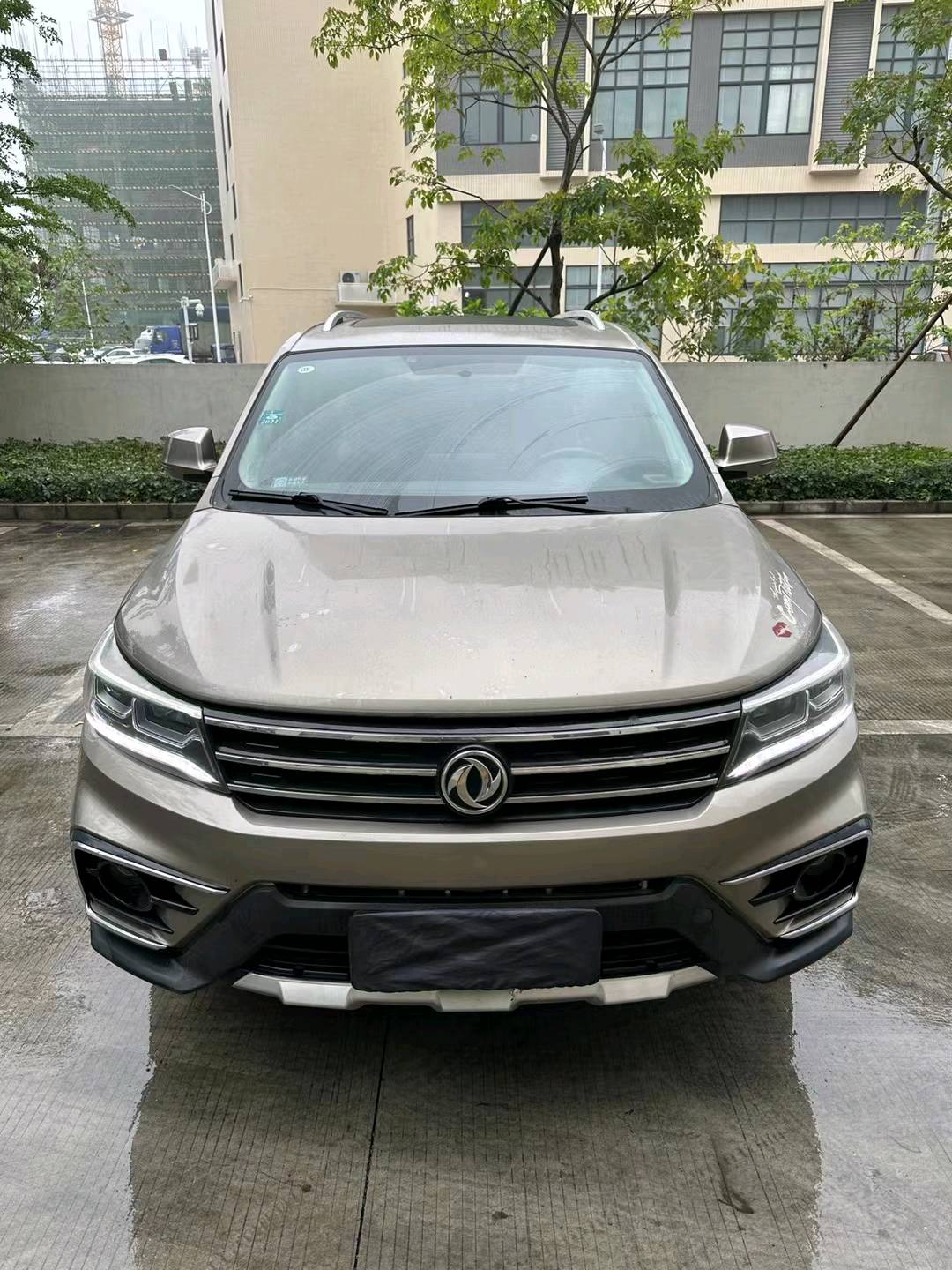 佛山17年东风景逸1