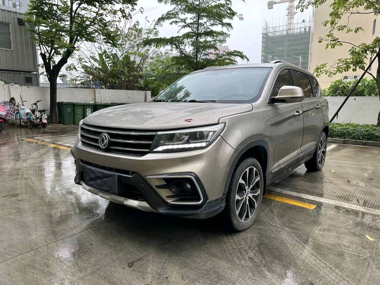 佛山17年东风景逸3