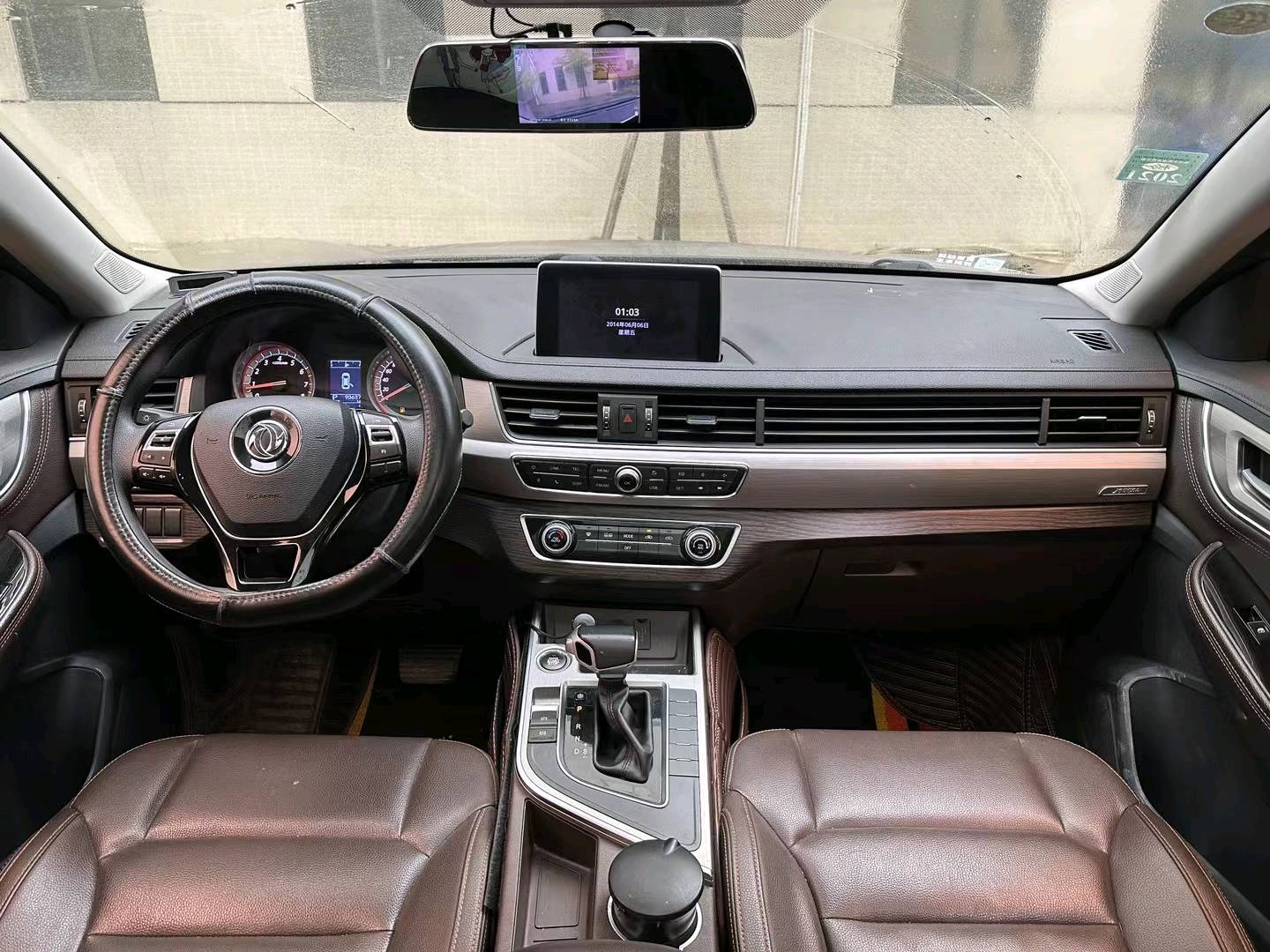 佛山17年东风景逸5