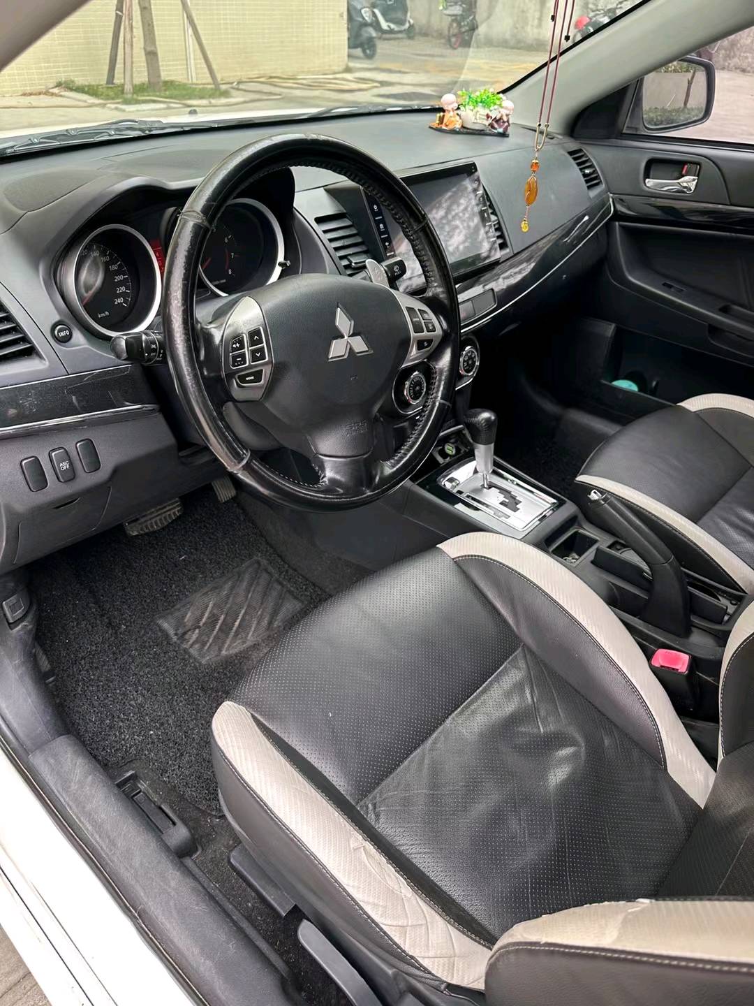 佛山13年三菱翼神7