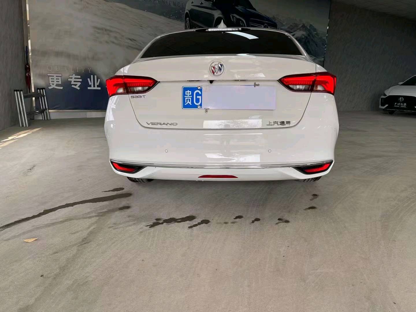 广州22年别克威朗9