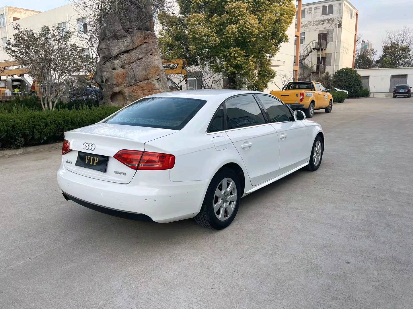 徐州11年奥迪A4L7