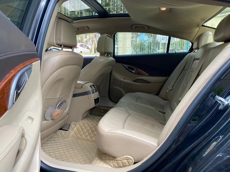 苏州11年别克君越6