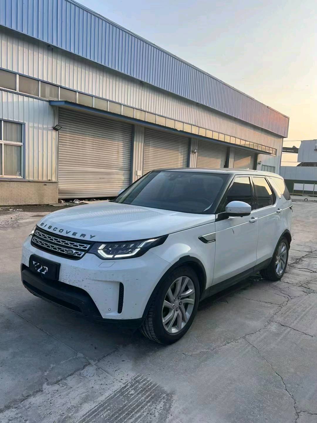 常州18年路虎发现2