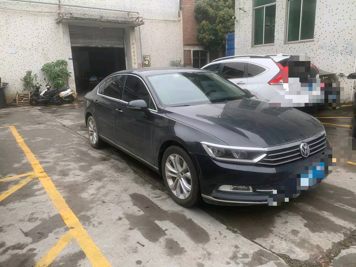 广州17年大众迈腾2
