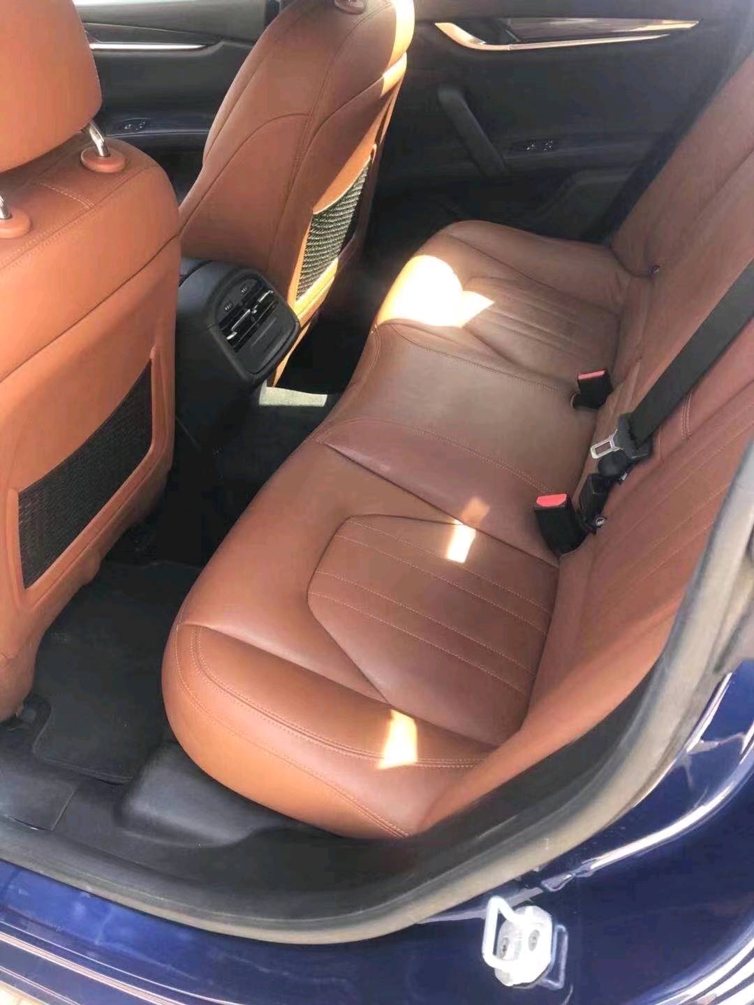 济宁17年玛莎拉蒂Ghibli4