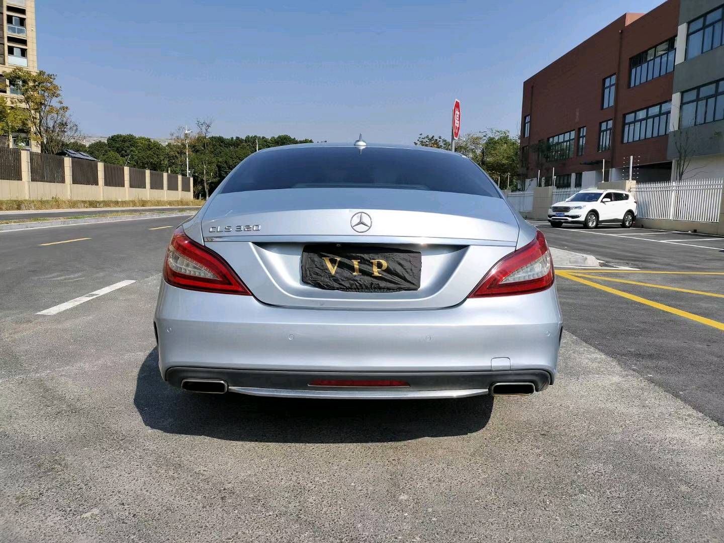 苏州15年奔驰CLS7