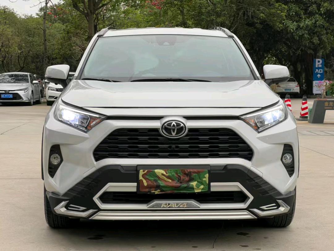 东莞20年丰田RAV41