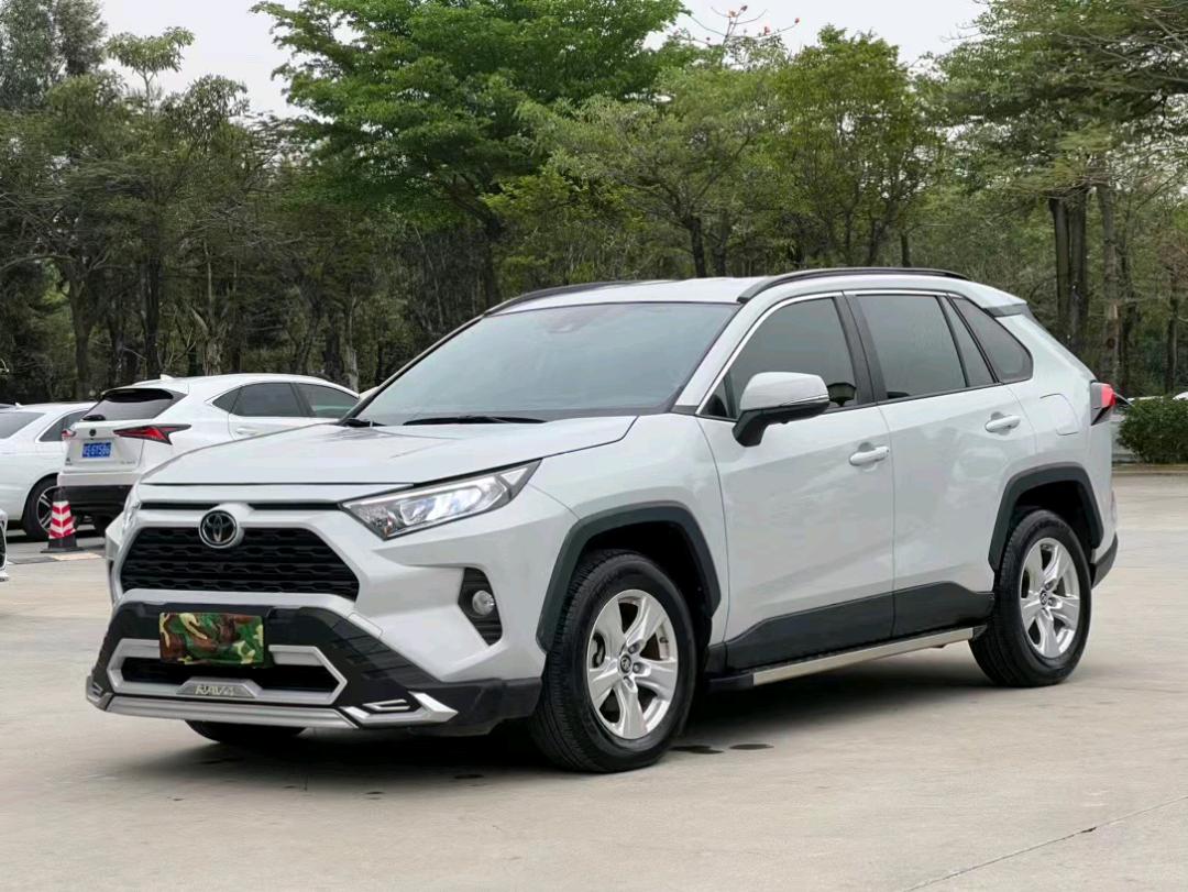 东莞20年丰田RAV43