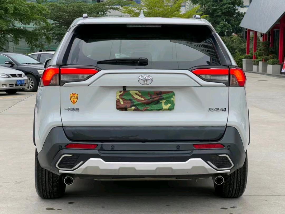 东莞20年丰田RAV49