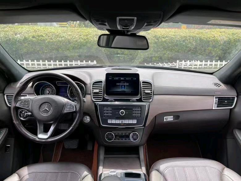 盐城19年奔驰GLE7