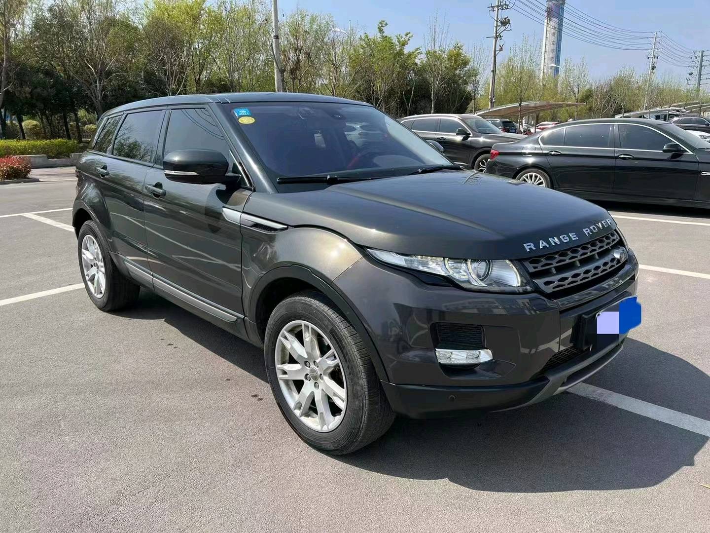 济宁14年路虎极光2