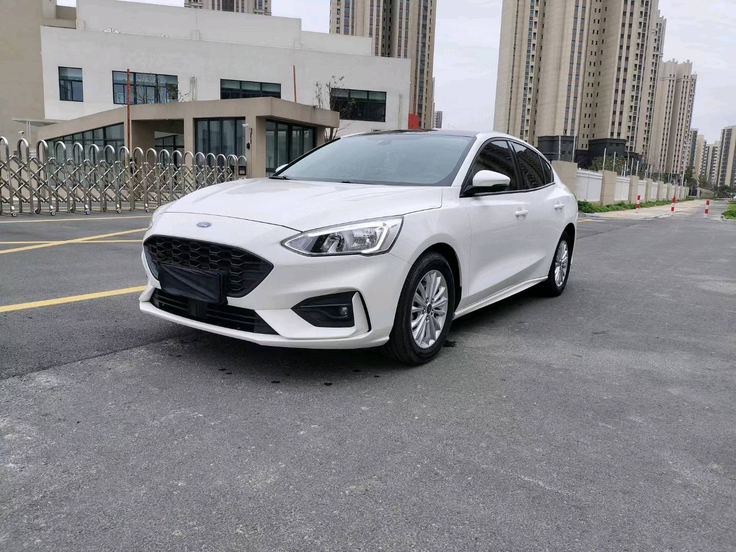 苏州20年福特福克斯3