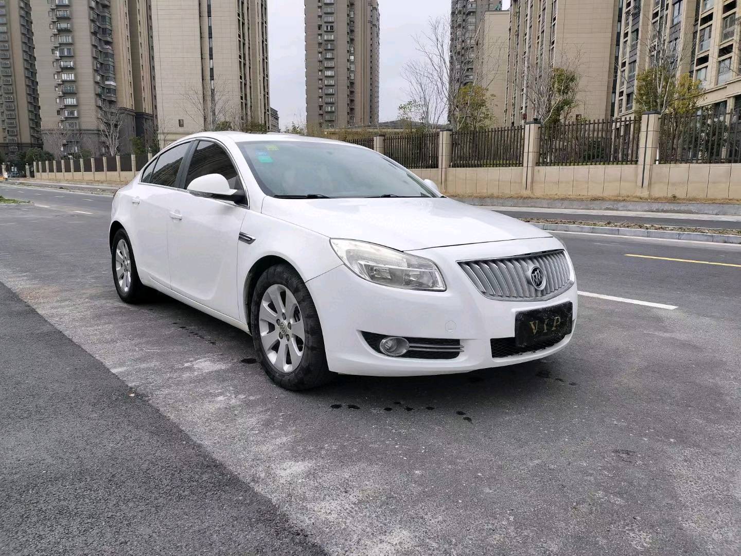 苏州13年别克君威2