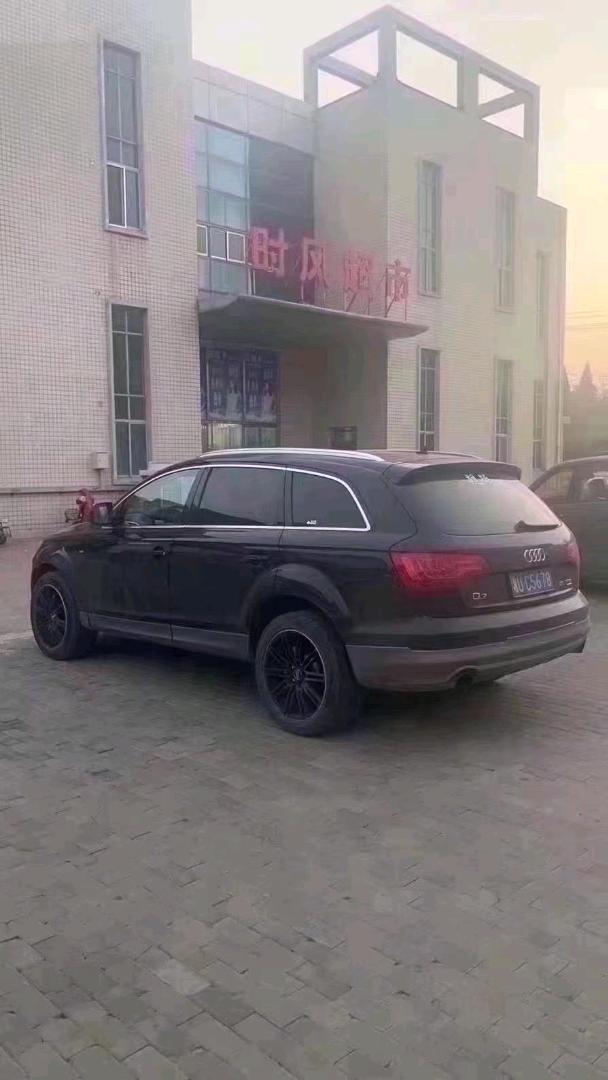 济南15年奥迪Q77