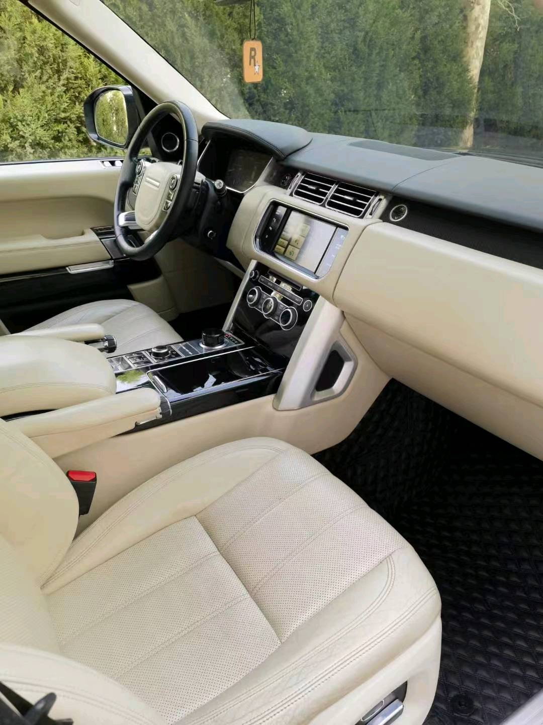 枣庄15年路虎揽胜行政8