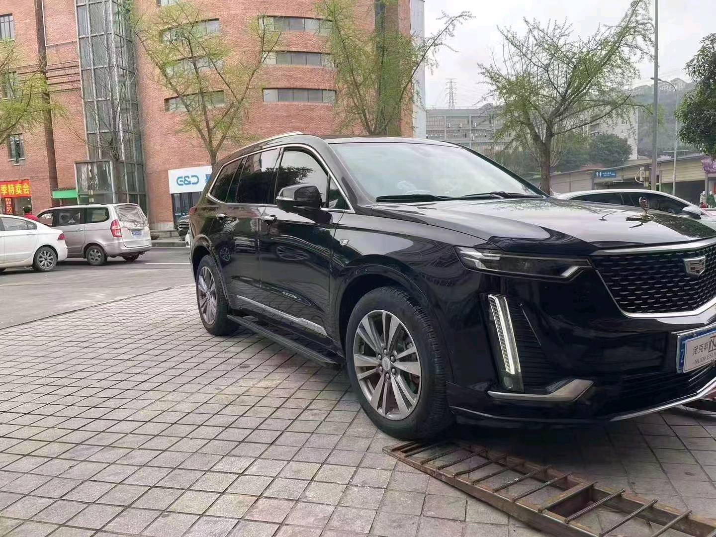 重庆20年凯迪拉克XT63