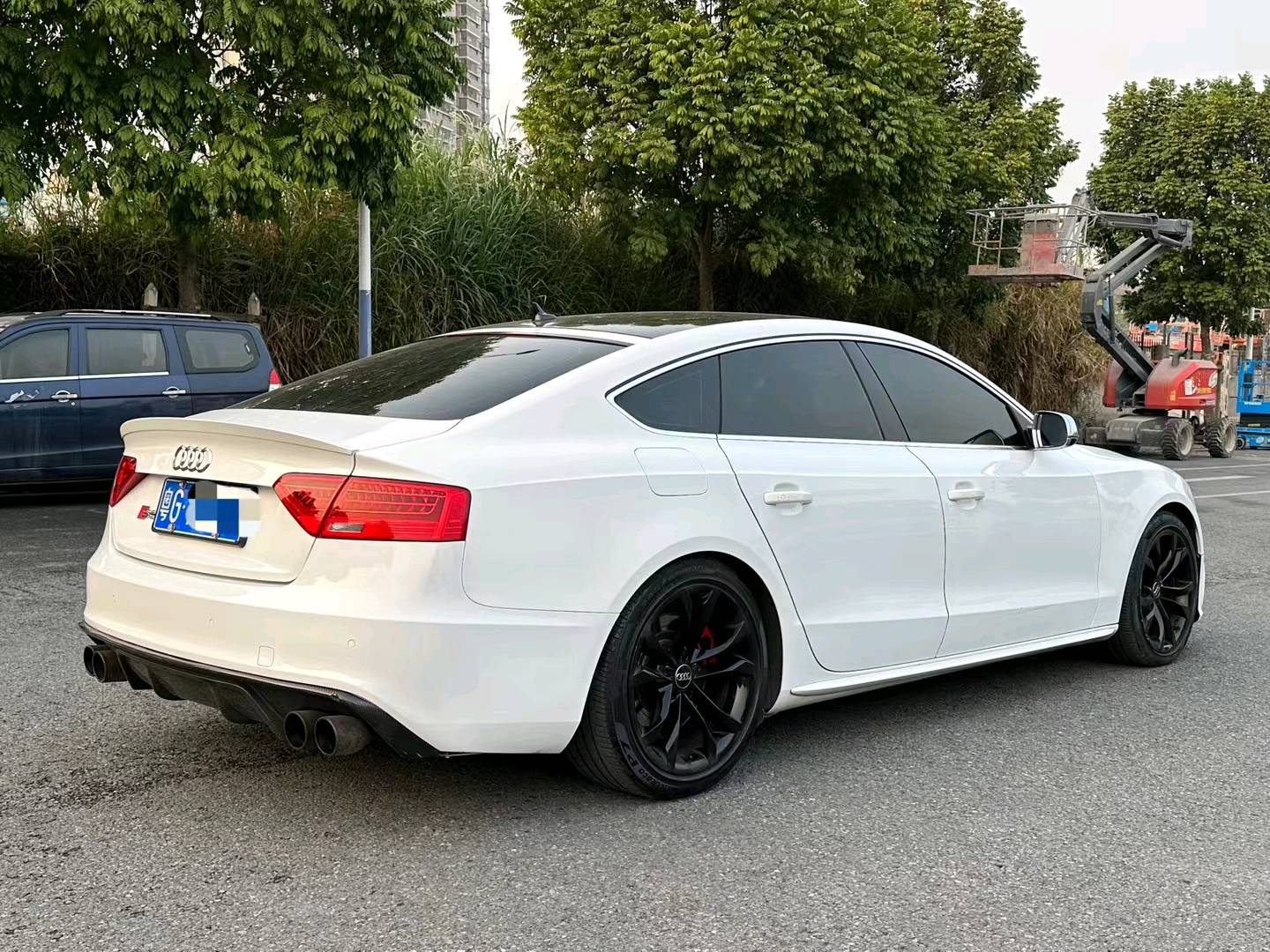 广州14年奥迪S59