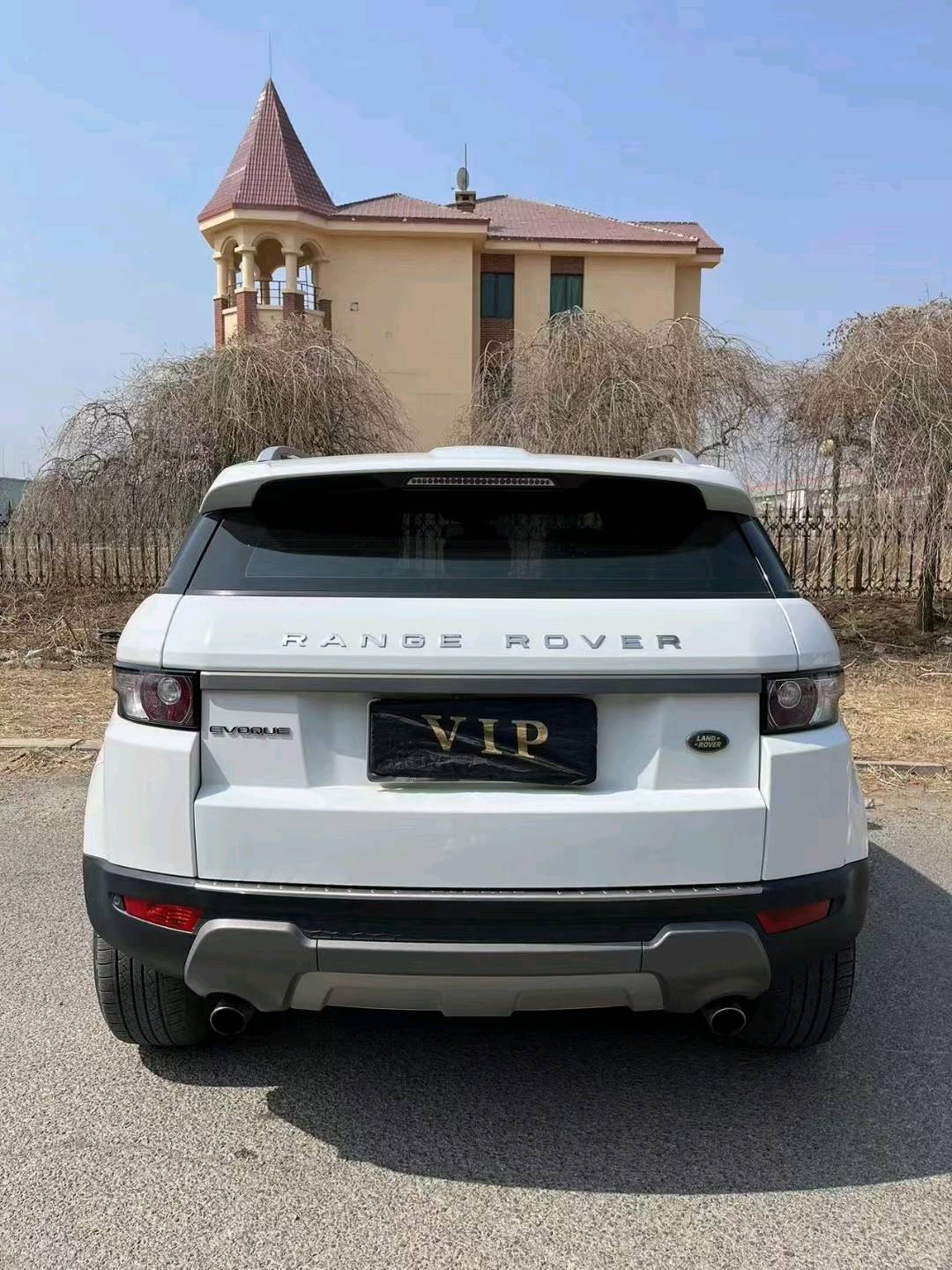 沈阳15年路虎极光8