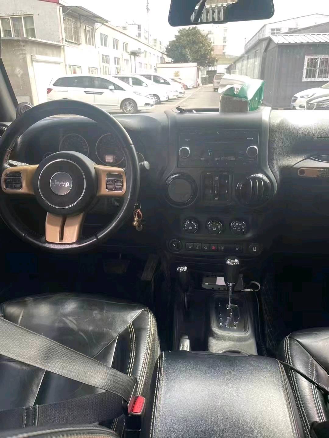 枣庄15年Jeep牧马人3