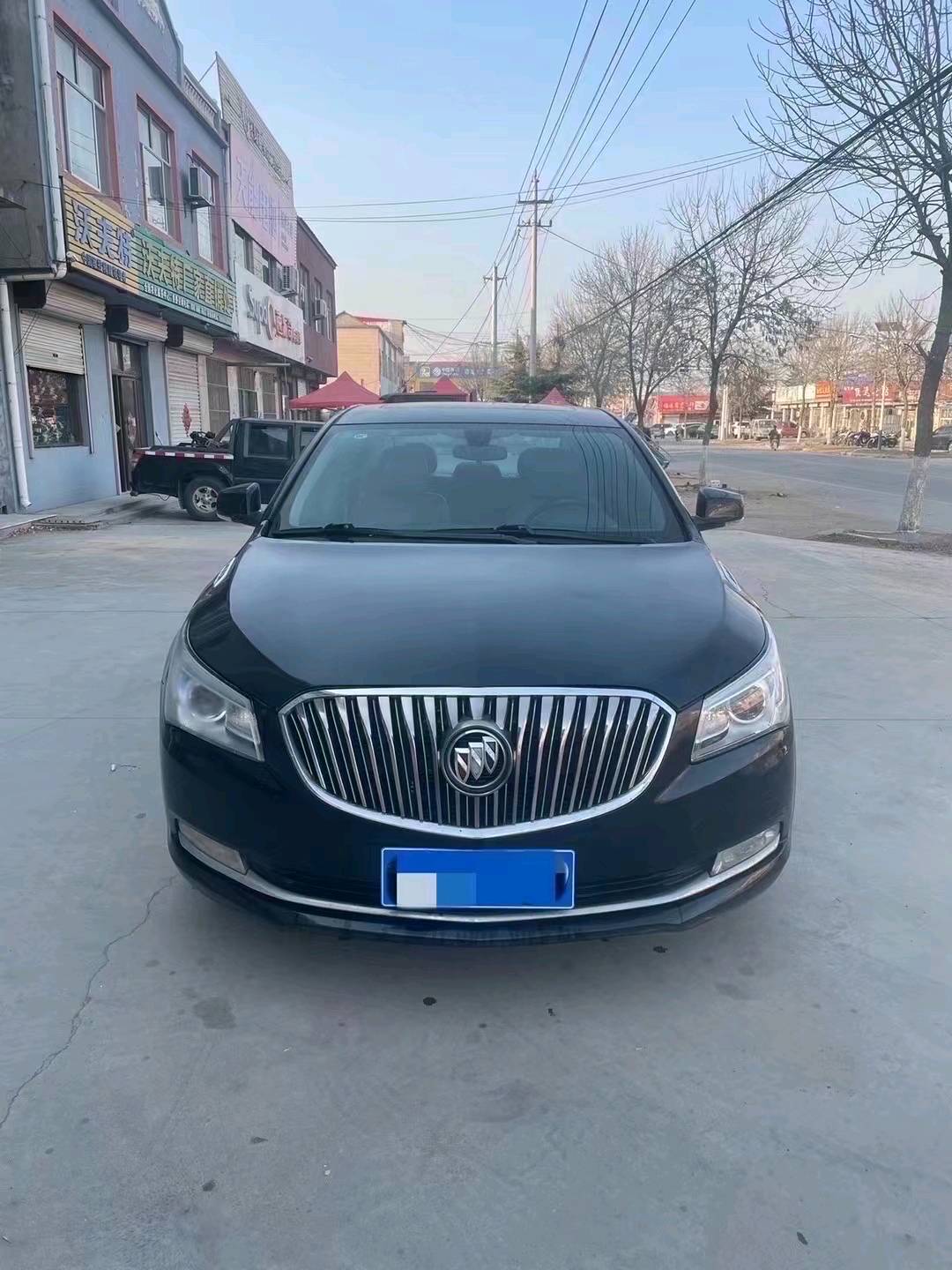 枣庄15年别克君越1