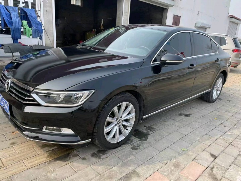 保定17年大众迈腾3