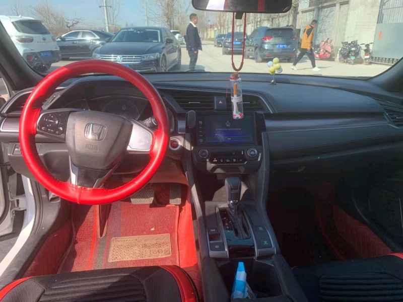 保定22年本田思域8