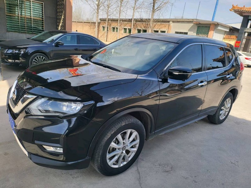 保定18年日产奇骏2