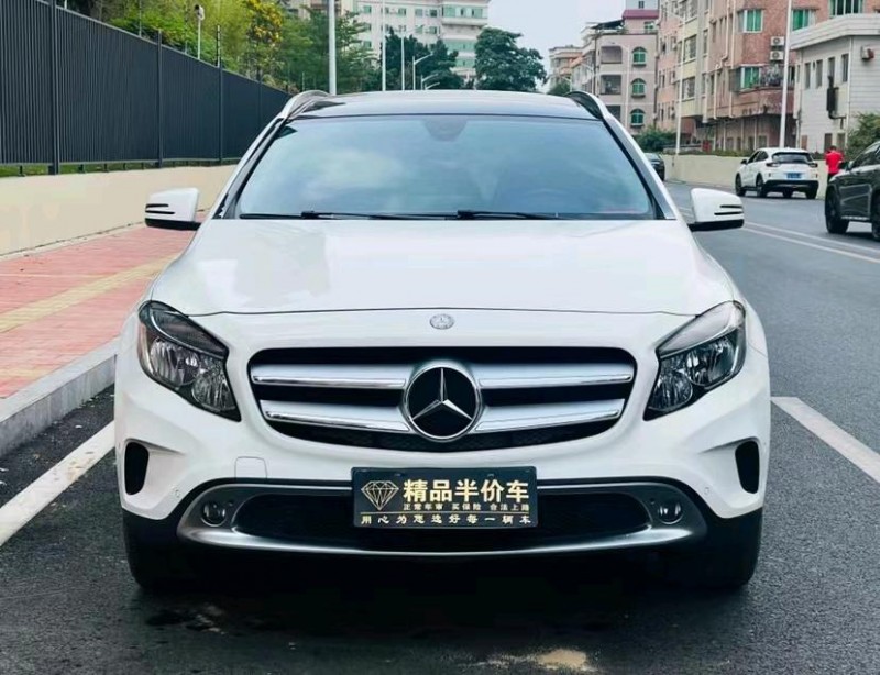 东莞17年奔驰GLA1