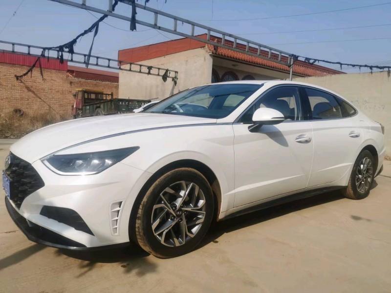 保定22年现代索纳塔十2