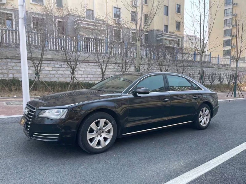 青岛11年奥迪A8L5